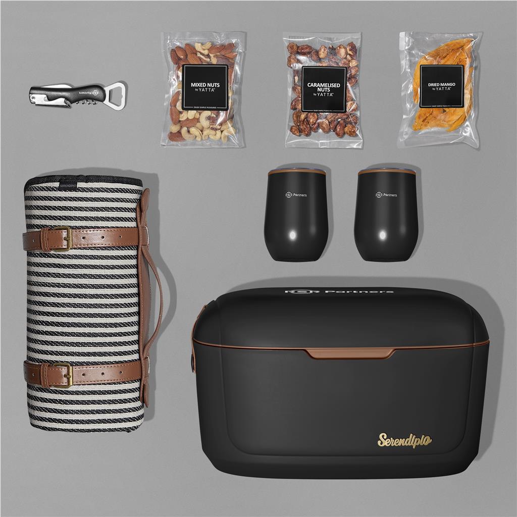Yatta Chic Chill Hamper - Image 6