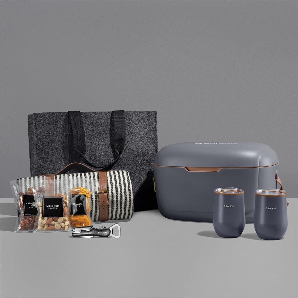 Yatta Chic Chill Hamper - Image 11