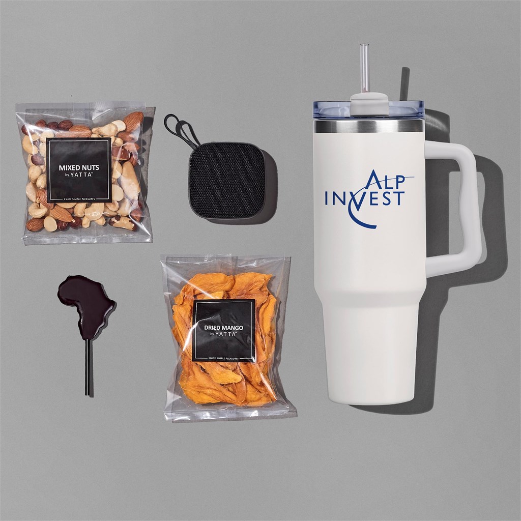 Yatta Graceful Goodies Hamper - Image 22
