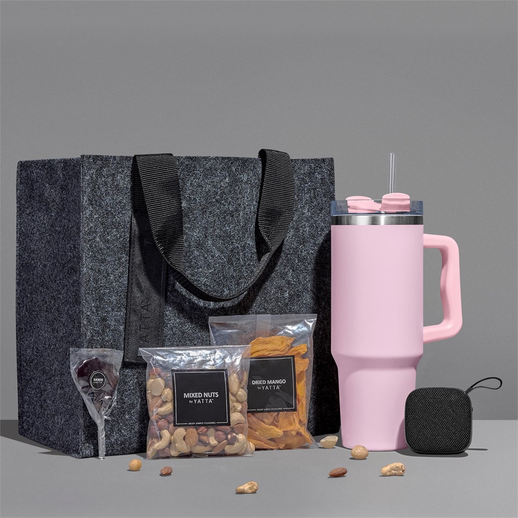 Yatta Graceful Goodies Hamper - Image 32