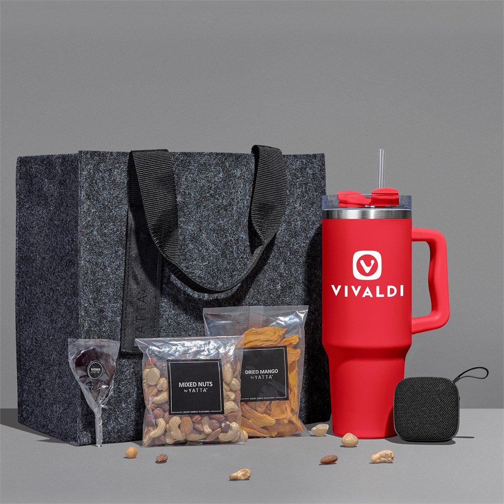 Yatta Graceful Goodies Hamper - Image 33