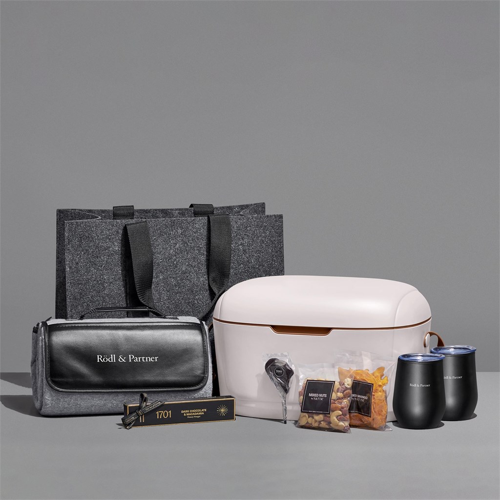 Yatta Lavish Leisure Hamper - Image 9