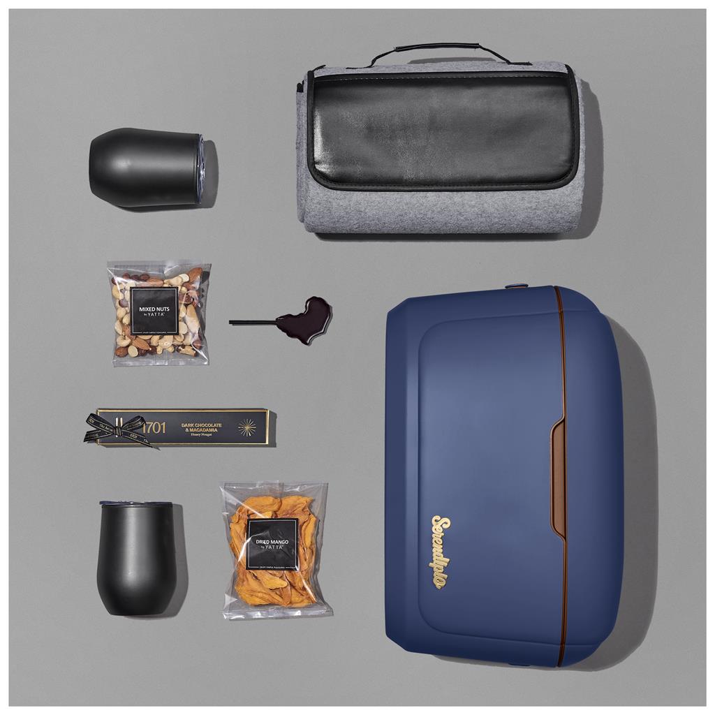 Yatta Lavish Leisure Hamper - Image 23