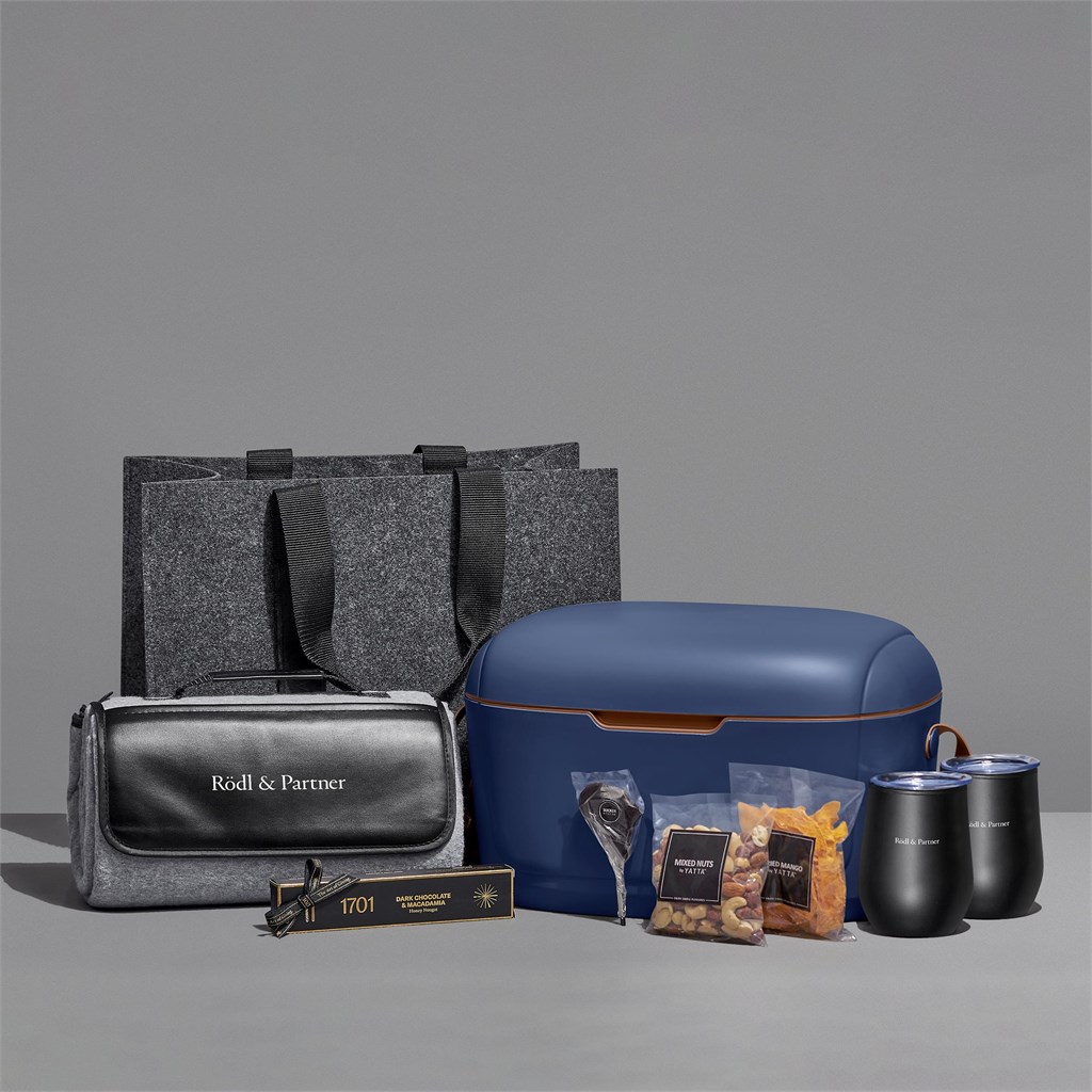 Yatta Lavish Leisure Hamper - Image 19