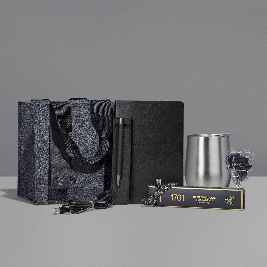Yatta Class & Charm Hamper - Image 10