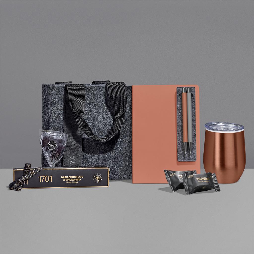 Yatta Vogue Vibes Hamper - Image 3