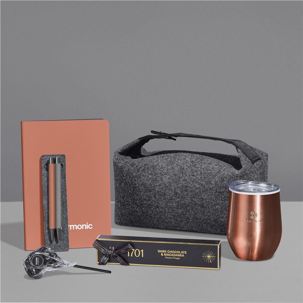 Yatta Luxe Lines Hamper - Image 3