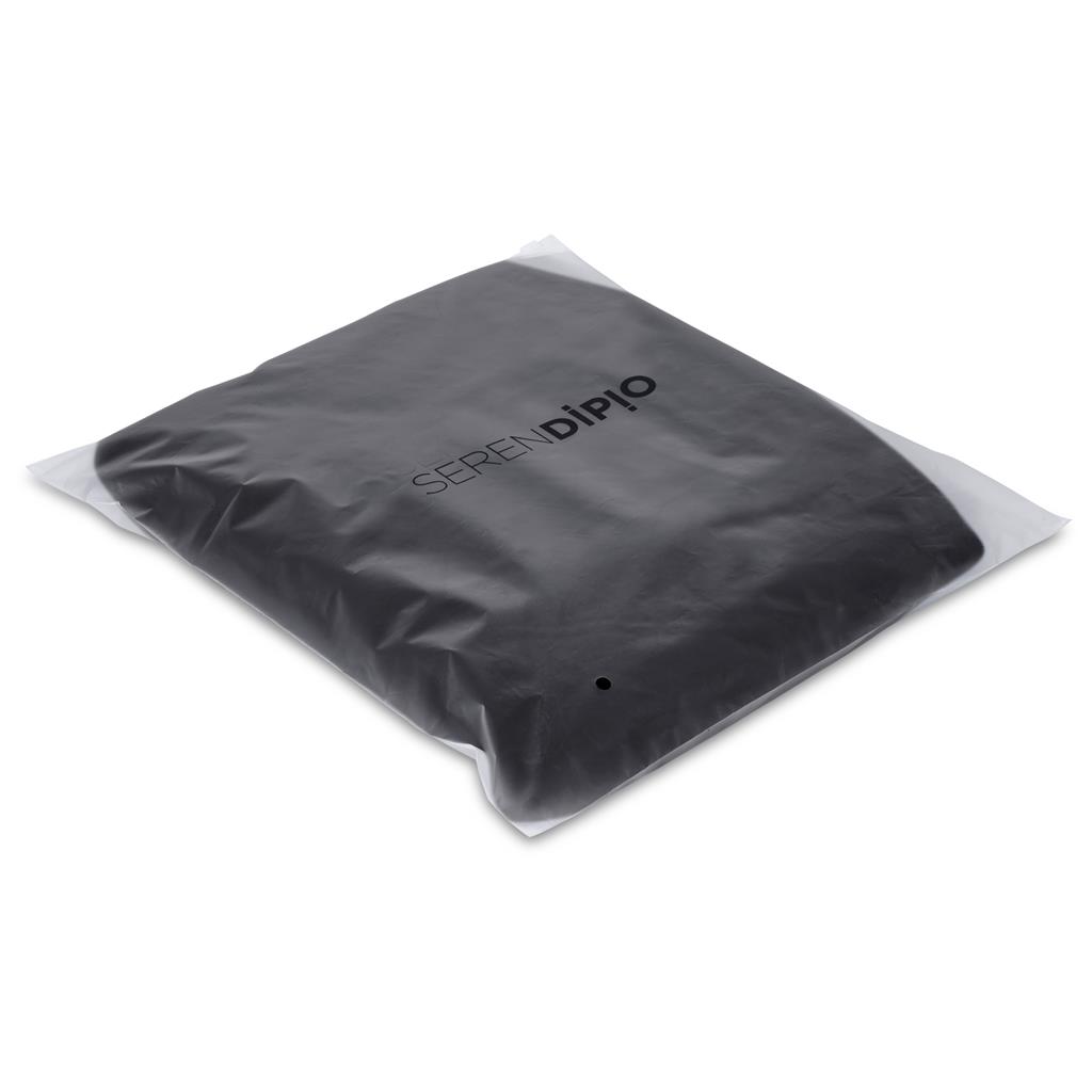 Serendipio Huron Fleece Blanket - Image 7