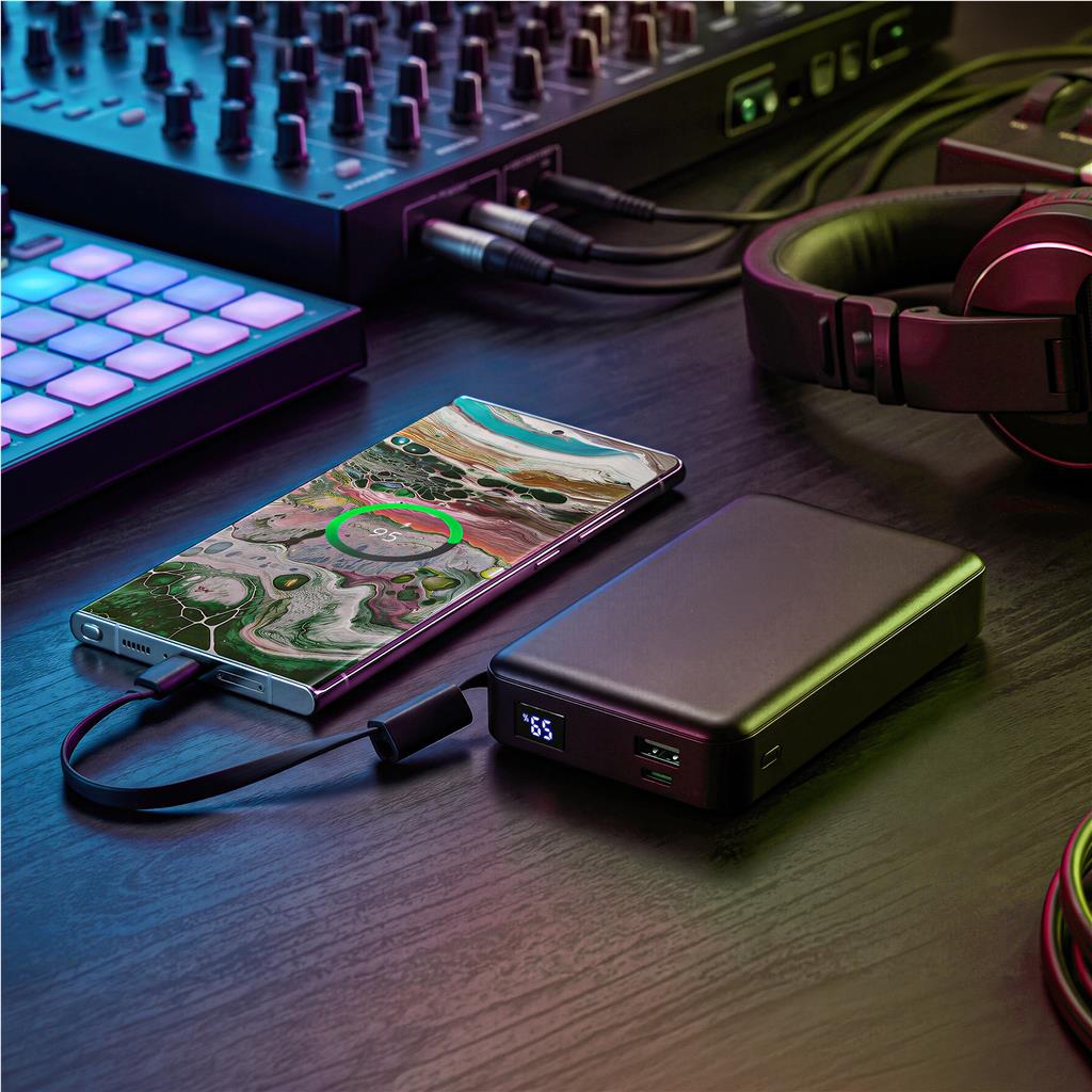 Swiss Cougar Salzburg Fast Charge 65W PD & QC Power Bank - 15 000mAh - Image 6