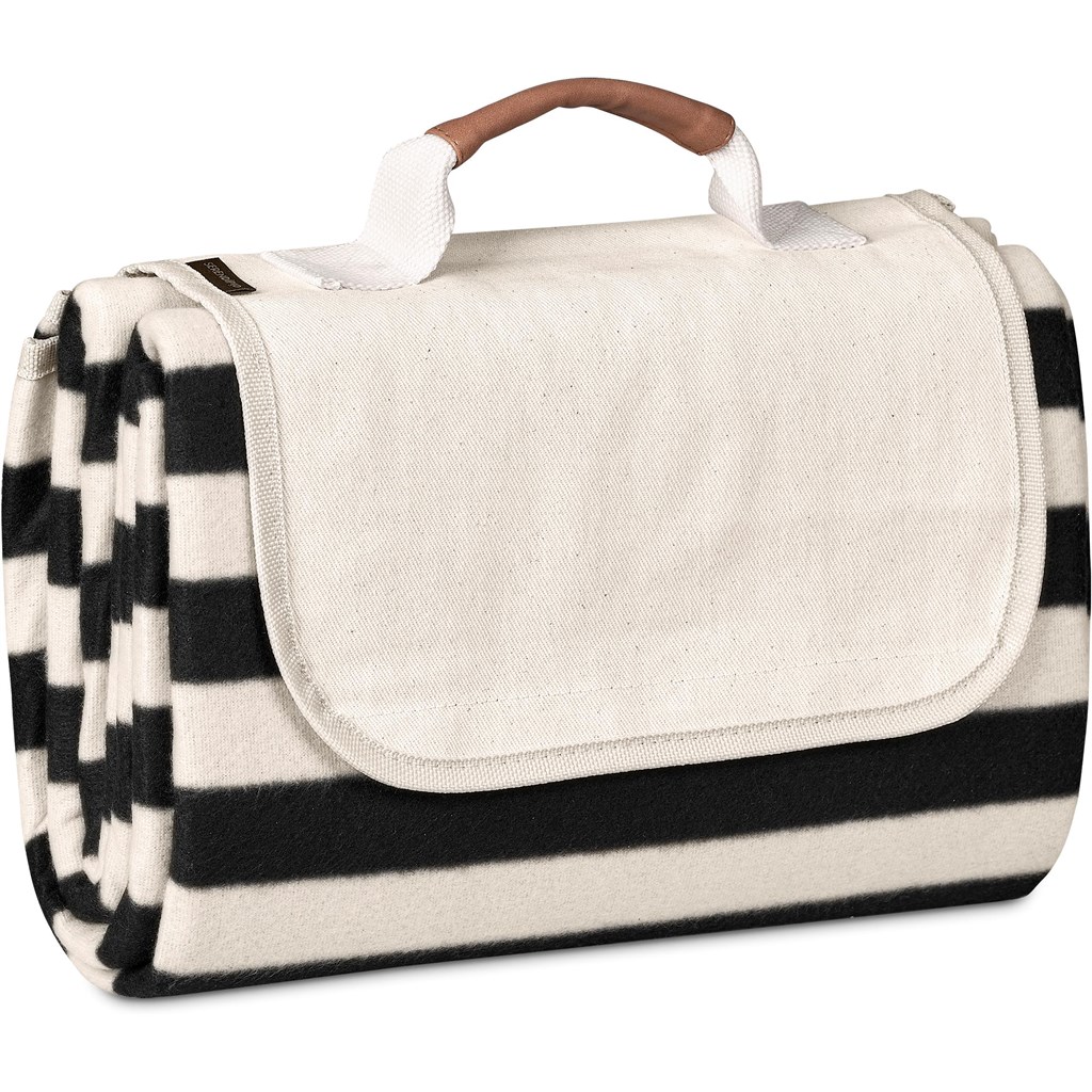 Serendipio Brookhill Picnic Blanket - Image 8